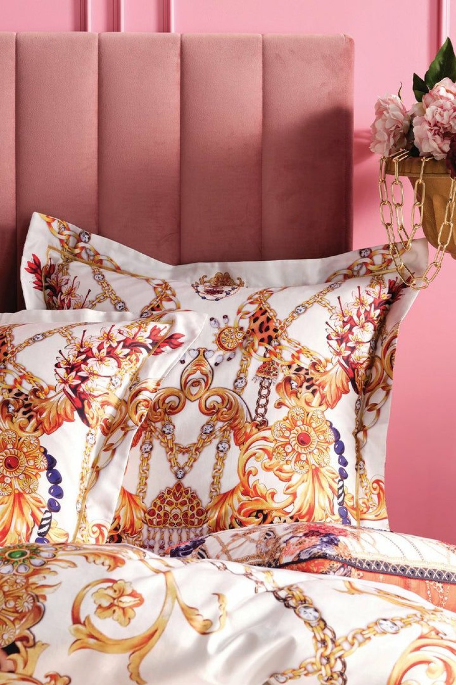 Accessories Camilla Eboutique (Us) | Camilla Eboutique (Us) European Pillowcase Reign Supreme