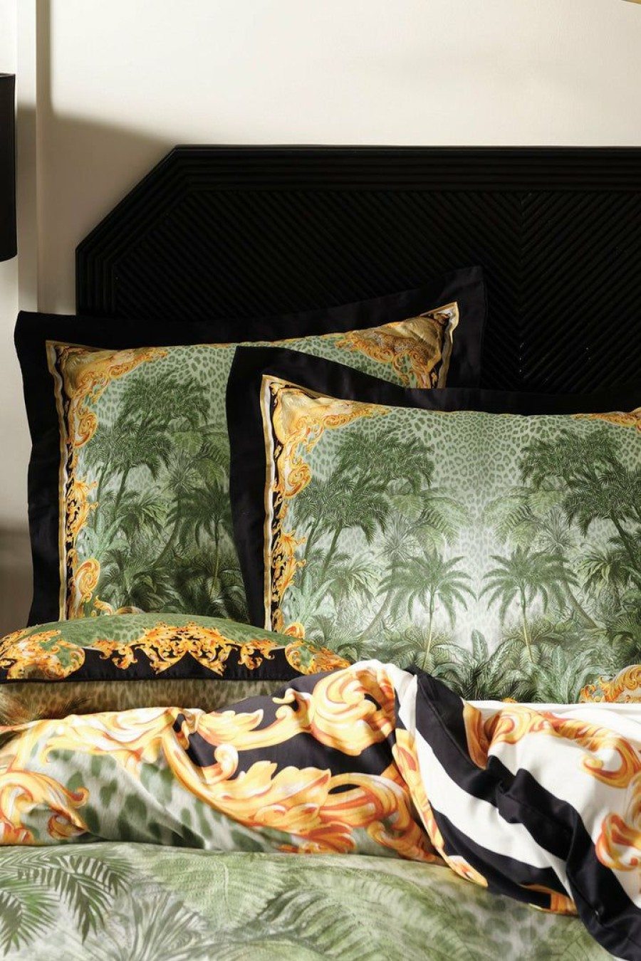 Accessories Camilla Eboutique (Us) | Camilla Eboutique (Us) European Pillowcase Palazzo Of Palms Gift Ideas