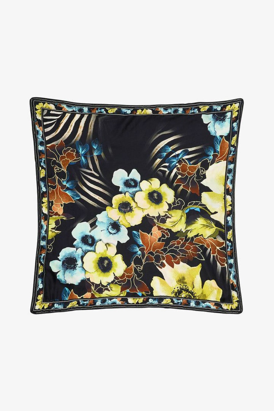 Accessories Camilla Eboutique (Us) | Camilla Eboutique (Us) Large Square Cushion Poppy Divine